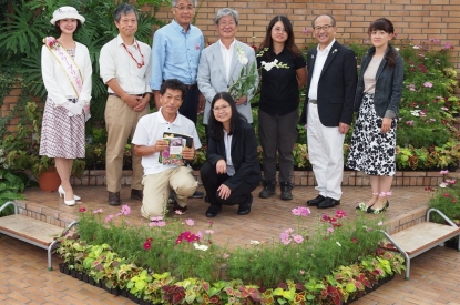 兵庫県立フラワーセンターとシンガポール植物園との 姉妹提携40周年記念プレイベント・植物交換式